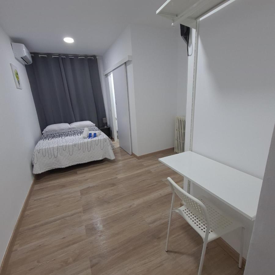 Hostal Vara מדריד מראה חיצוני תמונה