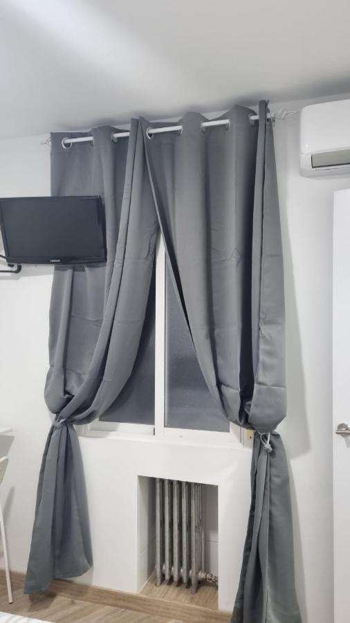 Hostal Vara מדריד מראה חיצוני תמונה